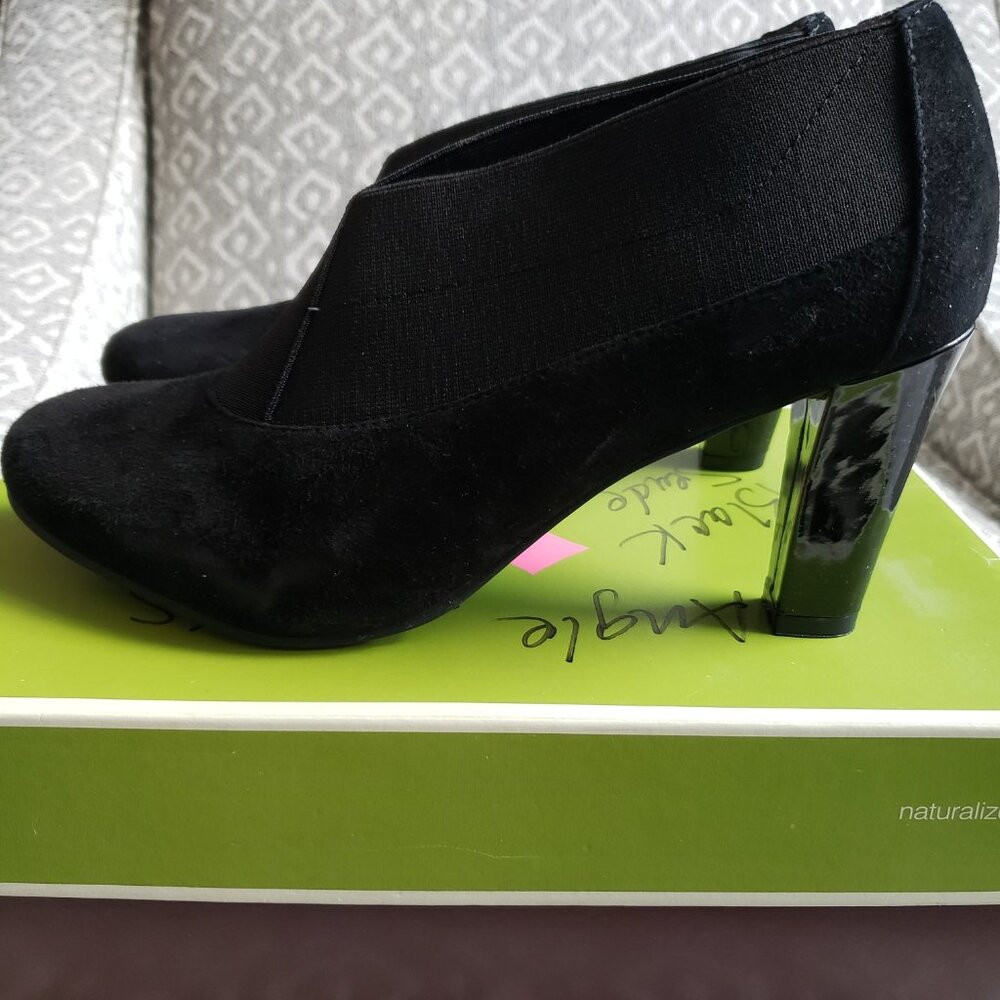 Naturalizer Blee Black Suede Bootie Heels (9.5 M/Black)